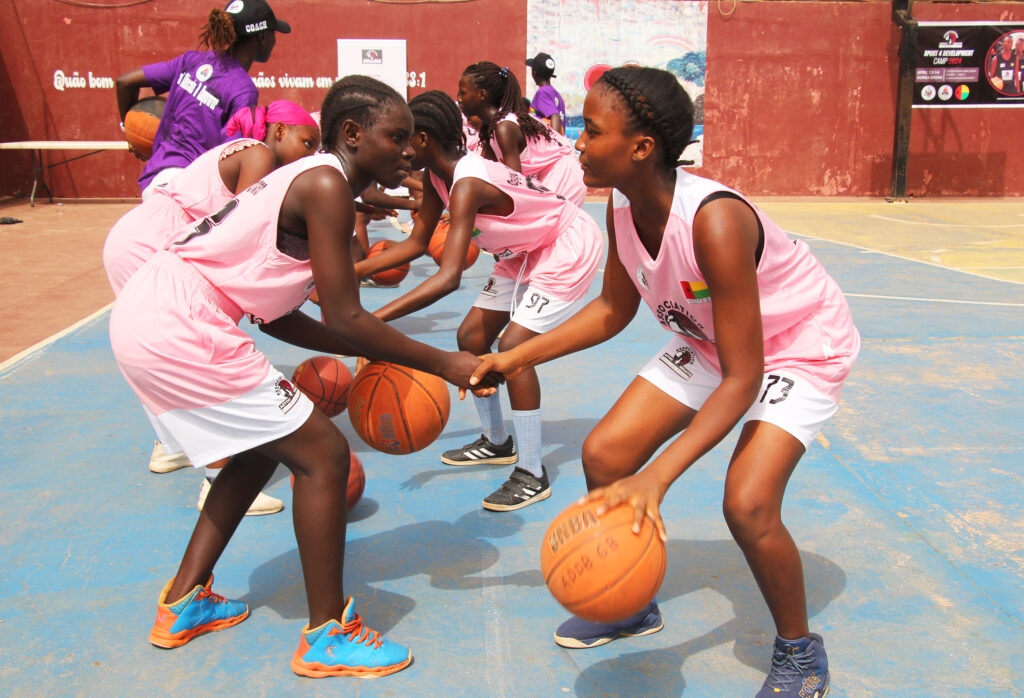 ASTOUNDIAYEF Camp Bissau 2024 : Basketball Skills and Drills